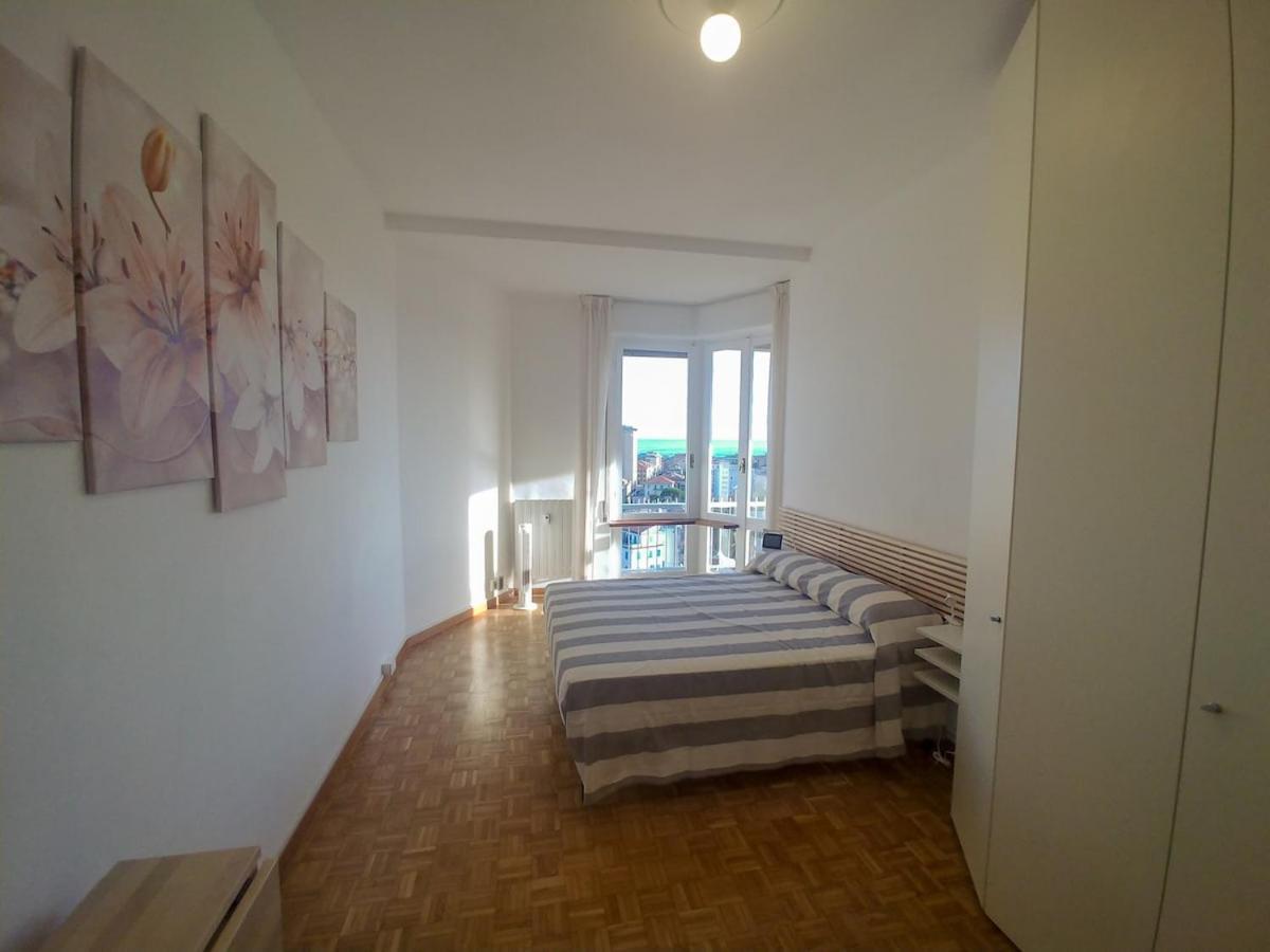 Super Vista Al Grattacielo Di Lavagna Appartement Buitenkant foto
