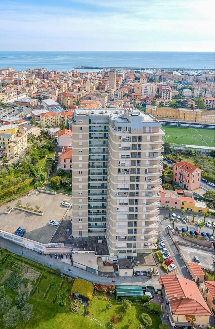 Super Vista Al Grattacielo Di Lavagna Appartement Buitenkant foto